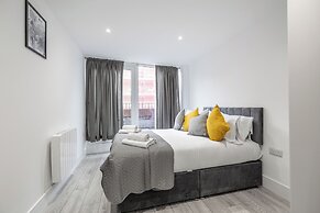 Beautiful 2Bedroom House in Central Town