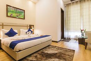 Dhauladhar Heights Resort