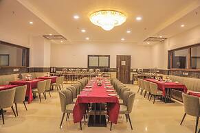 Dhauladhar Heights Resort