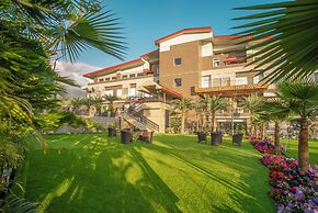 Dhauladhar Heights Resort