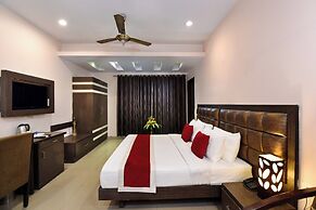 Le Crescent Hotel by Trot