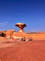 Wadi rum boutique camp & jeep tour