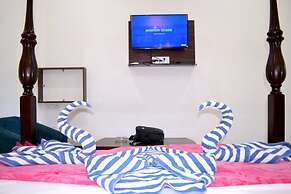 Rudraksh Hotel & Restaurant