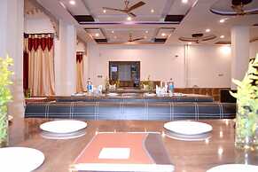 Rudraksh Hotel & Restaurant