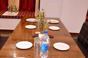 Rudraksh Hotel & Restaurant