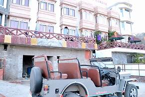 Rudraksh Hotel & Restaurant