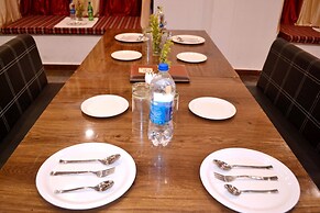 Rudraksh Hotel & Restaurant