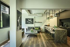 Sophisticated Tel Aviv Retreat 1BR Apt