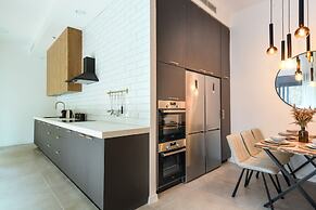 Spacious 3BR Apt w Garden Ramat Hasharon