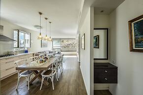 Stunning 2BR Apartment in Beeri