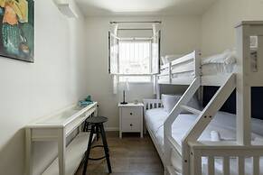 Stunning 2BR Apartment in Beeri