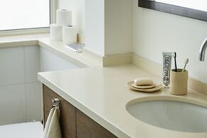 Stunning 2BR Apartment in Beeri