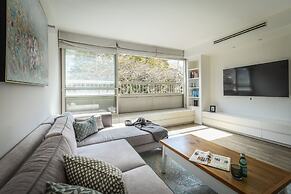 Stunning 2BR Apartment in Beeri