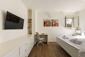 Stunning 2BR Apartment in Beeri