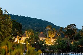 Bird Nest Villas by Mafiya