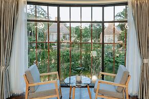 Bird Nest Villas by Mafiya