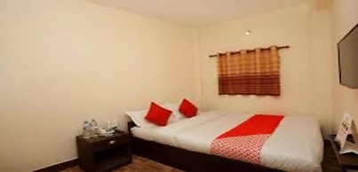 MeroStay 202 Hotel Shree Yantra