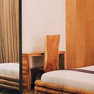 Bayview Beach Resort East Lombok