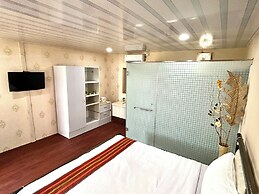 Bayview Beach Resort East Lombok