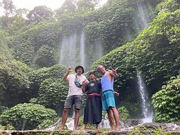 Bayview Beach Resort East Lombok