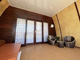 Bayview Beach Resort East Lombok