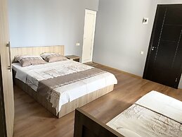 Hotel Charli