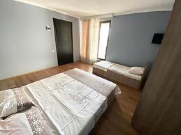 Hotel Charli