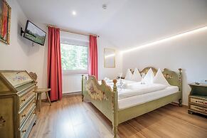 Hotel Lago della Creta