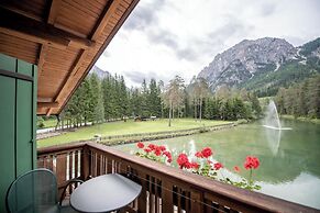 Hotel Lago della Creta