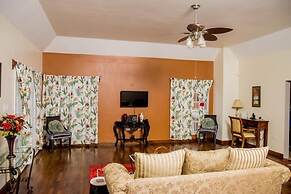 Villa Solstice Luxury 4 Bedroom