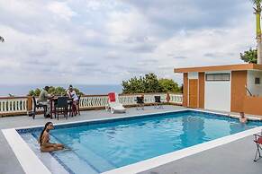 Villa Solstice Luxury 4 Bedroom