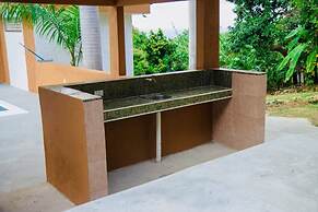 Villa Solstice Luxury 4 Bedroom