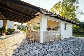 Parakladi Seaside Retreat