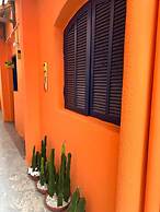 Pinheiros Hostel e Food