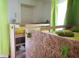 White House Lisbon Hostel