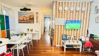 White House Lisbon Hostel