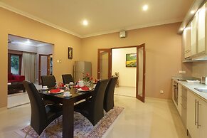 Peninsula Beach resort