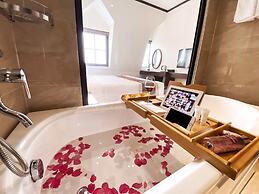 Elysinam Boutique Hotel