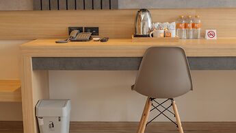 B2 Surat Thani Boutique & Budget Hotel