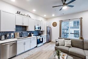 New Listing - Jolene Dream 93 Walk Score