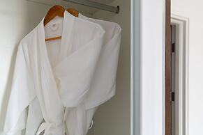 Nesta - The Grand Hao Nam