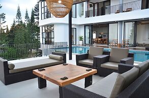 Sunset City View Villa 5 BR with a Private Heated Pool