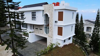 Sunset City View Villa 5 BR with a Private Heated Pool