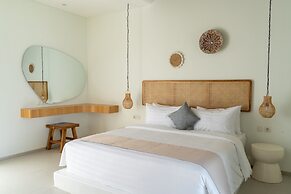 Sunset City View Villa 5 BR with a Private Heated Pool