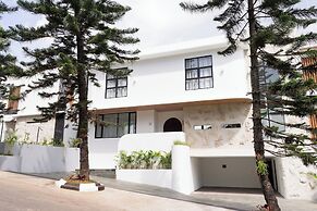 Sunset City View Villa 5 BR with a Private Heated Pool