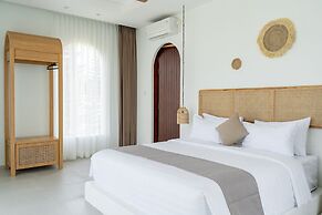 Sunset City View Villa 5 BR with a Private Heated Pool