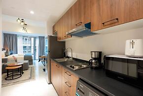 Spacious Studio in Oasis 714