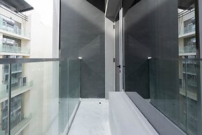 Spacious Studio in Oasis 714