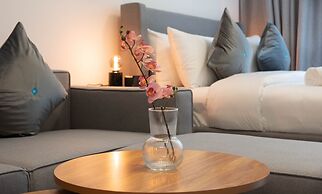 Spacious Studio in Oasis 714