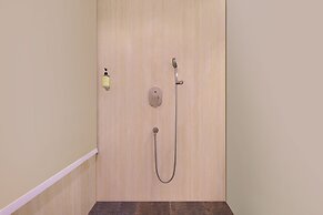 Lemon Tree Hotel Bhopal